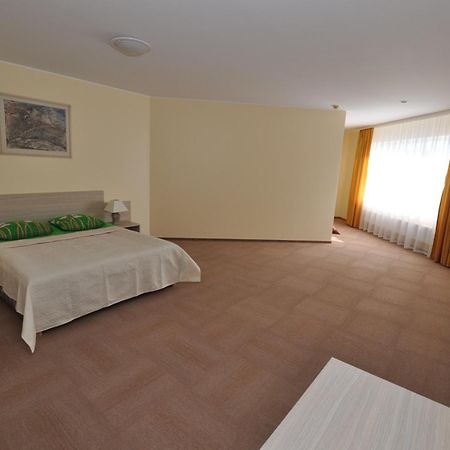 Motel Paradise VNO Buitenkant foto