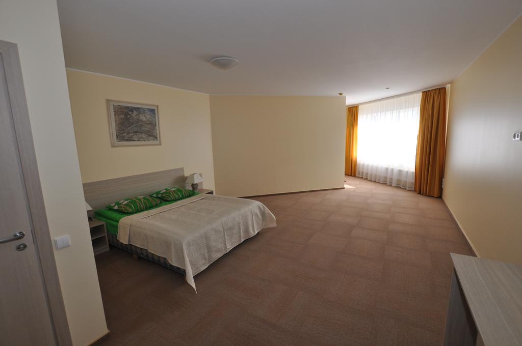 Motel Paradise VNO Buitenkant foto