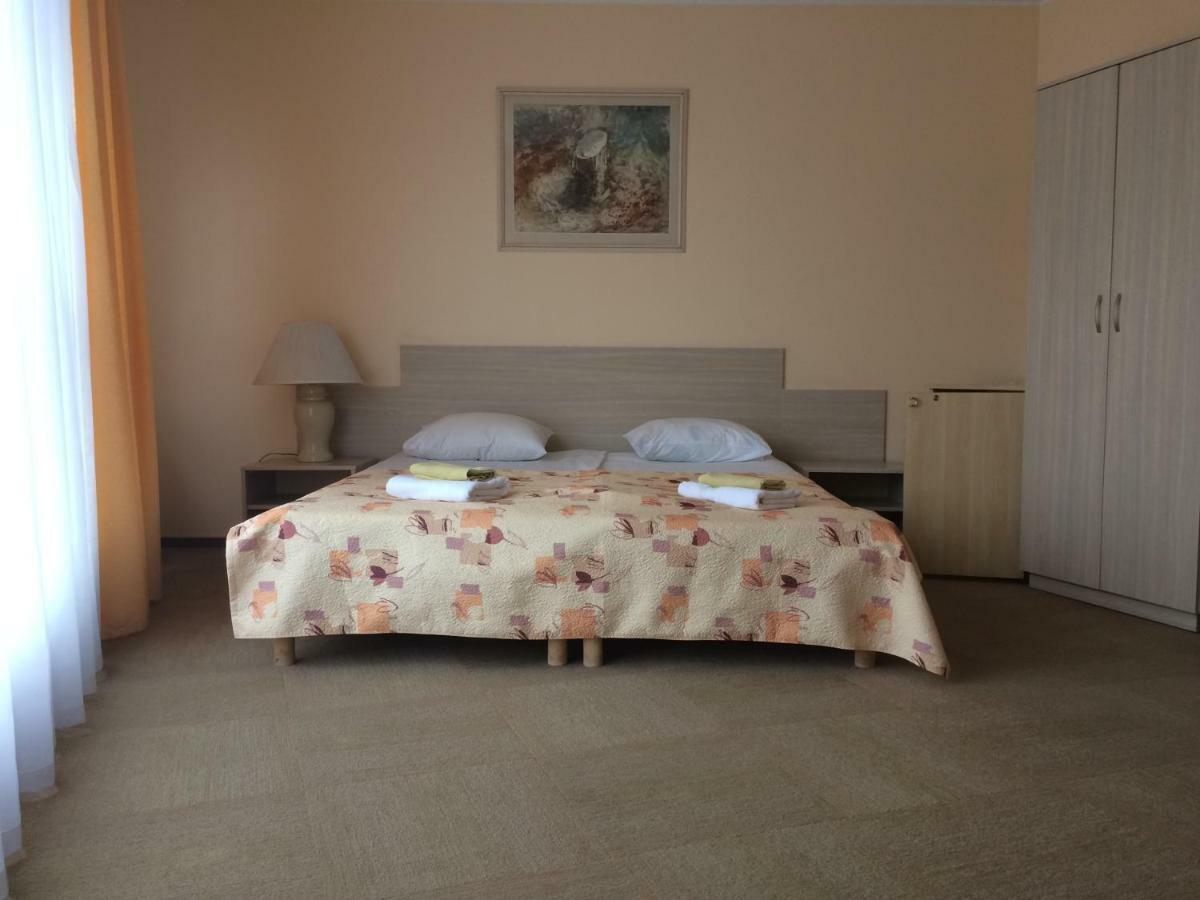 Motel Paradise VNO Buitenkant foto